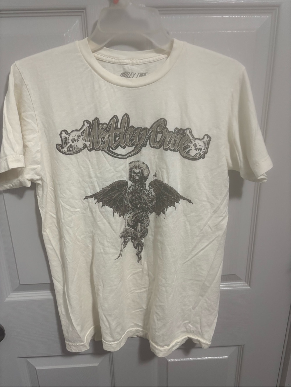 Motley Crue Heavy Metal White Slim Fit Graphic Tee Shirt Size Large